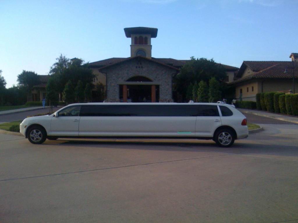 on time service, weddings limousines , bachelotette party, limousines, houston corporate events.