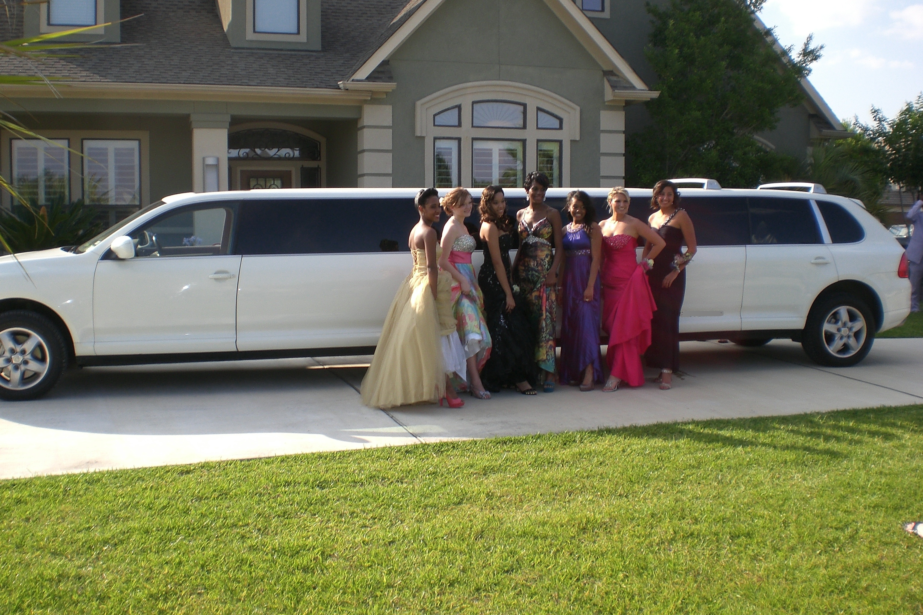 Prom limo service | Limo Service Houston Limousines