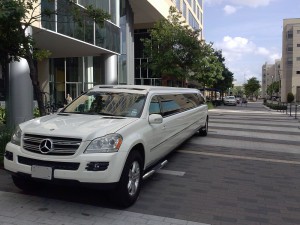 MERCEDES LIMOSINA
