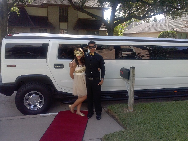 HUMMER LIMO QUINCEANERA