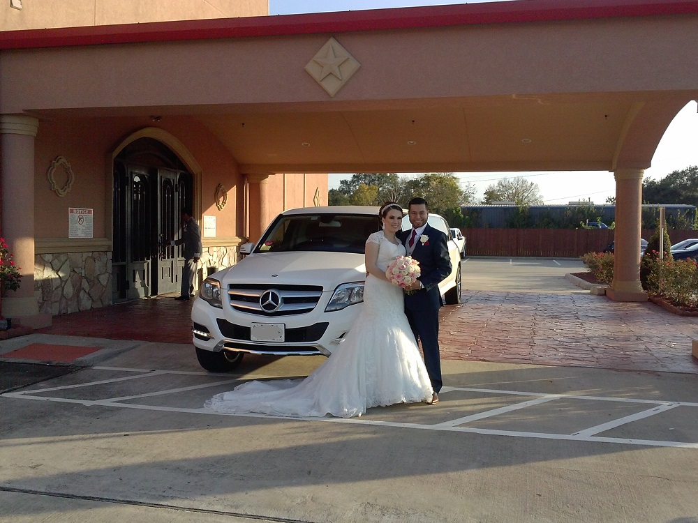 WEDDING LIMO SERVICE